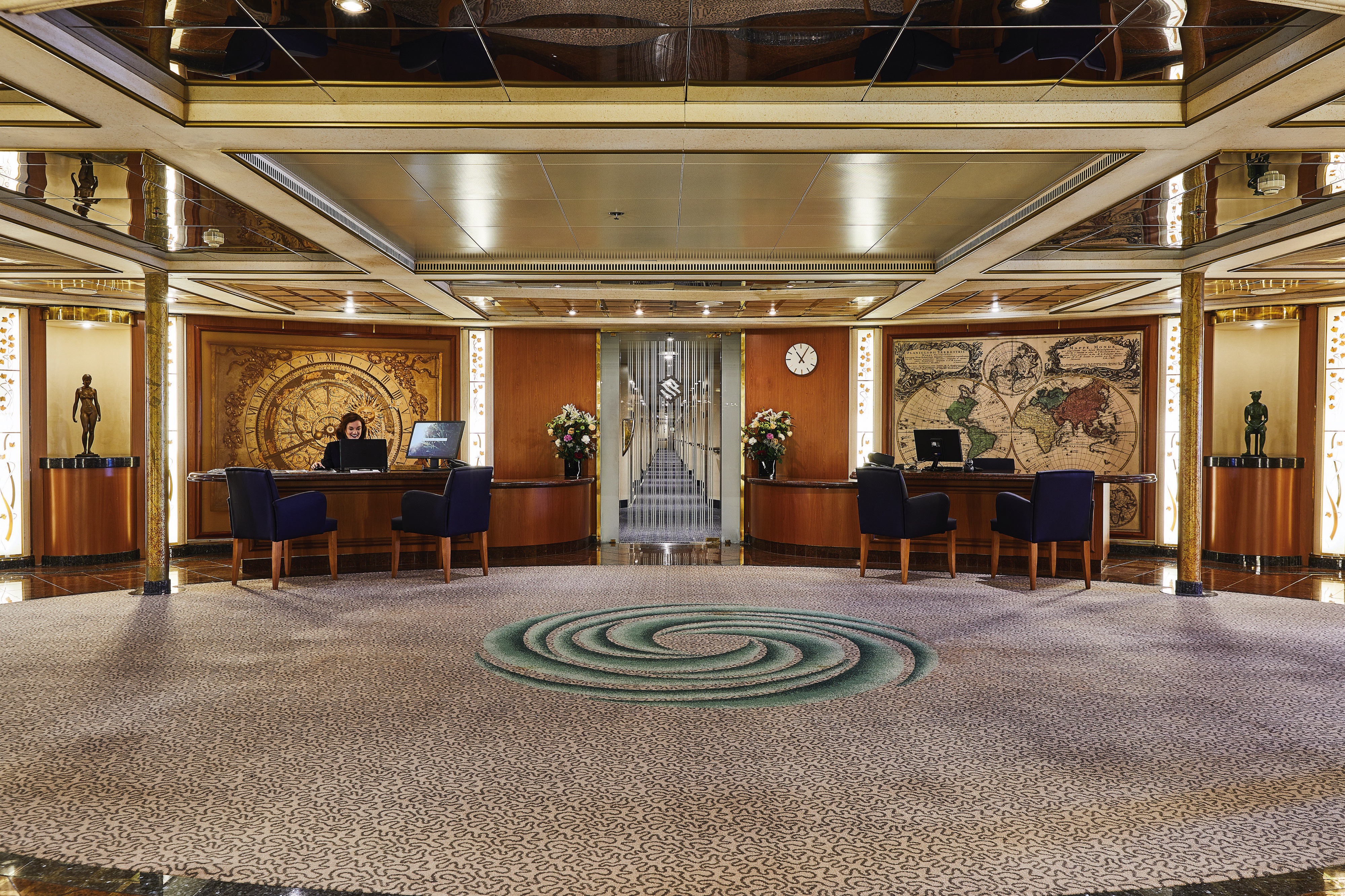 Silversea Cruises Silver Wind Reception ©Silversea Cruises Ltd.jpg